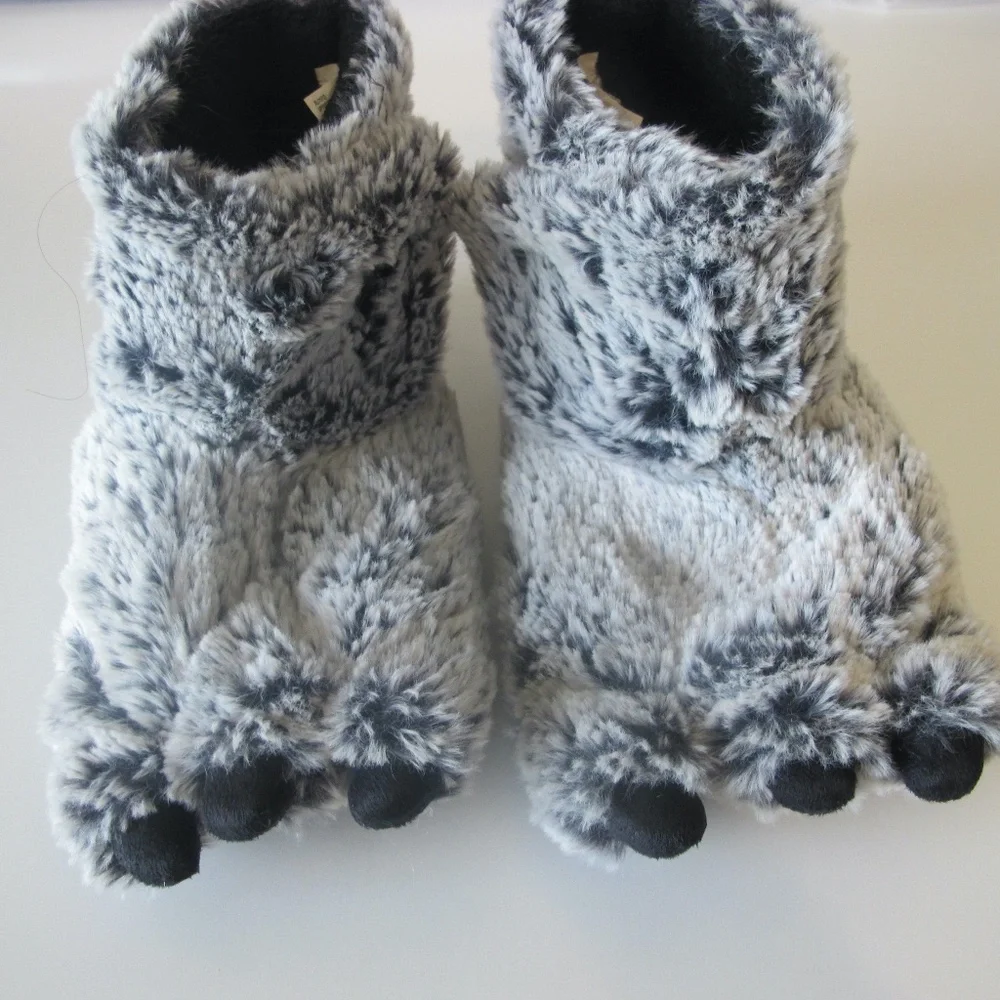 Boy Paw Foot Bootie Slippers Soft Plush Size XL (11-12)